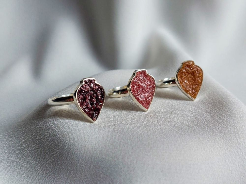 The wine spilled into the jewelry.