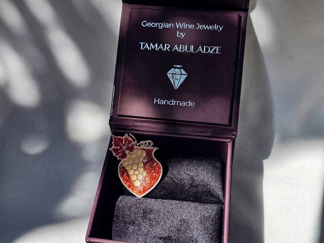 Brooch "Marani"