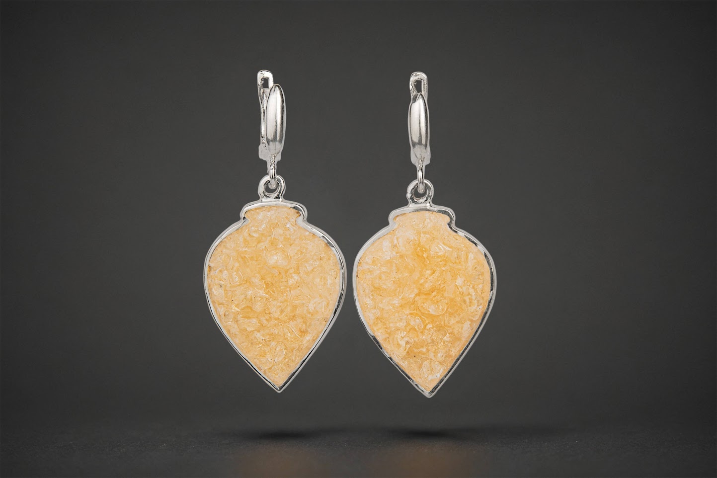 Earring "Kvevri" (Rkatsiteli Crystals)