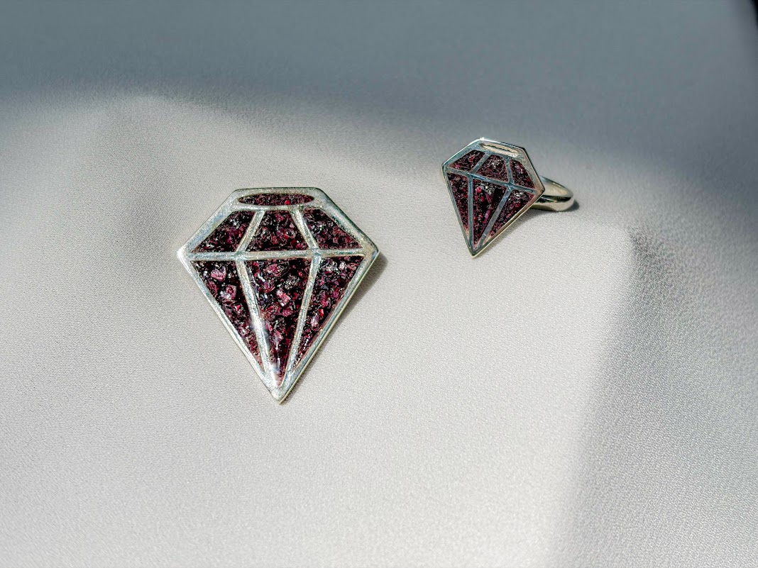 Brooch "Qvevri Diamond"