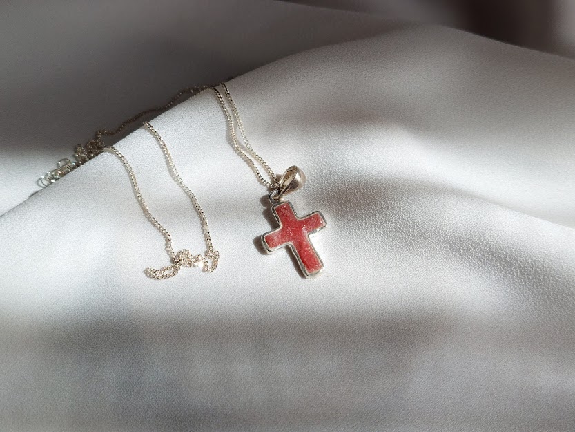 Necklace "miniature cross"