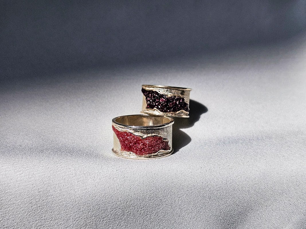 Ring "Georgia" - Unique Jewelry Crafted from Silver and Georgian Wine Crystal | Wine Diamond