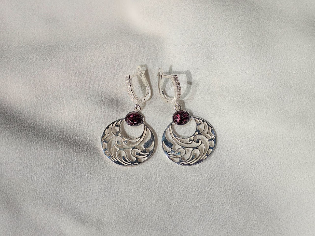 Earring "Carving"