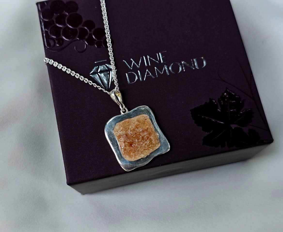 Necklace "Round corner"