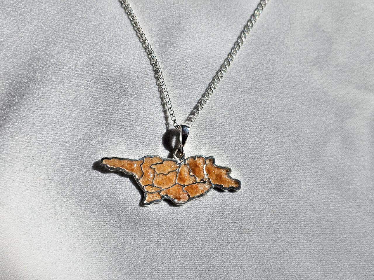 Necklace "Georgian regions" (qisi)