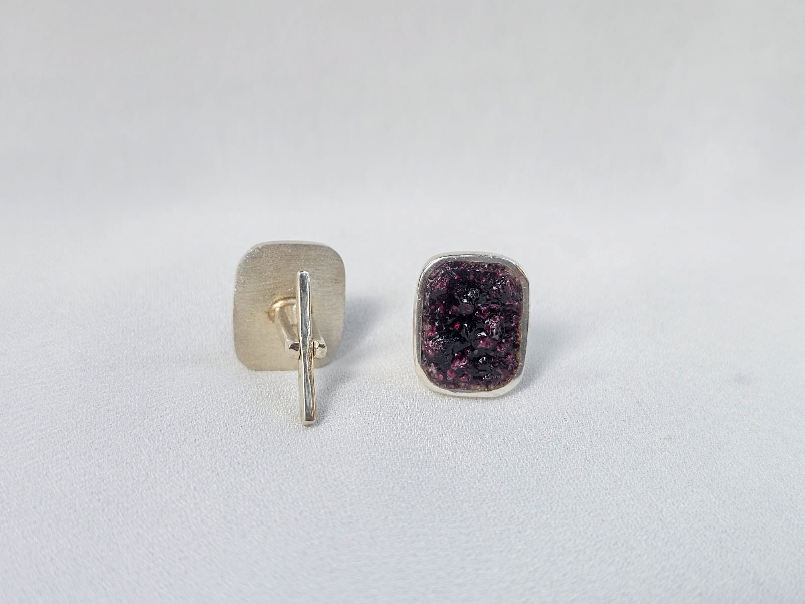The author's cufflinks "Guruli"