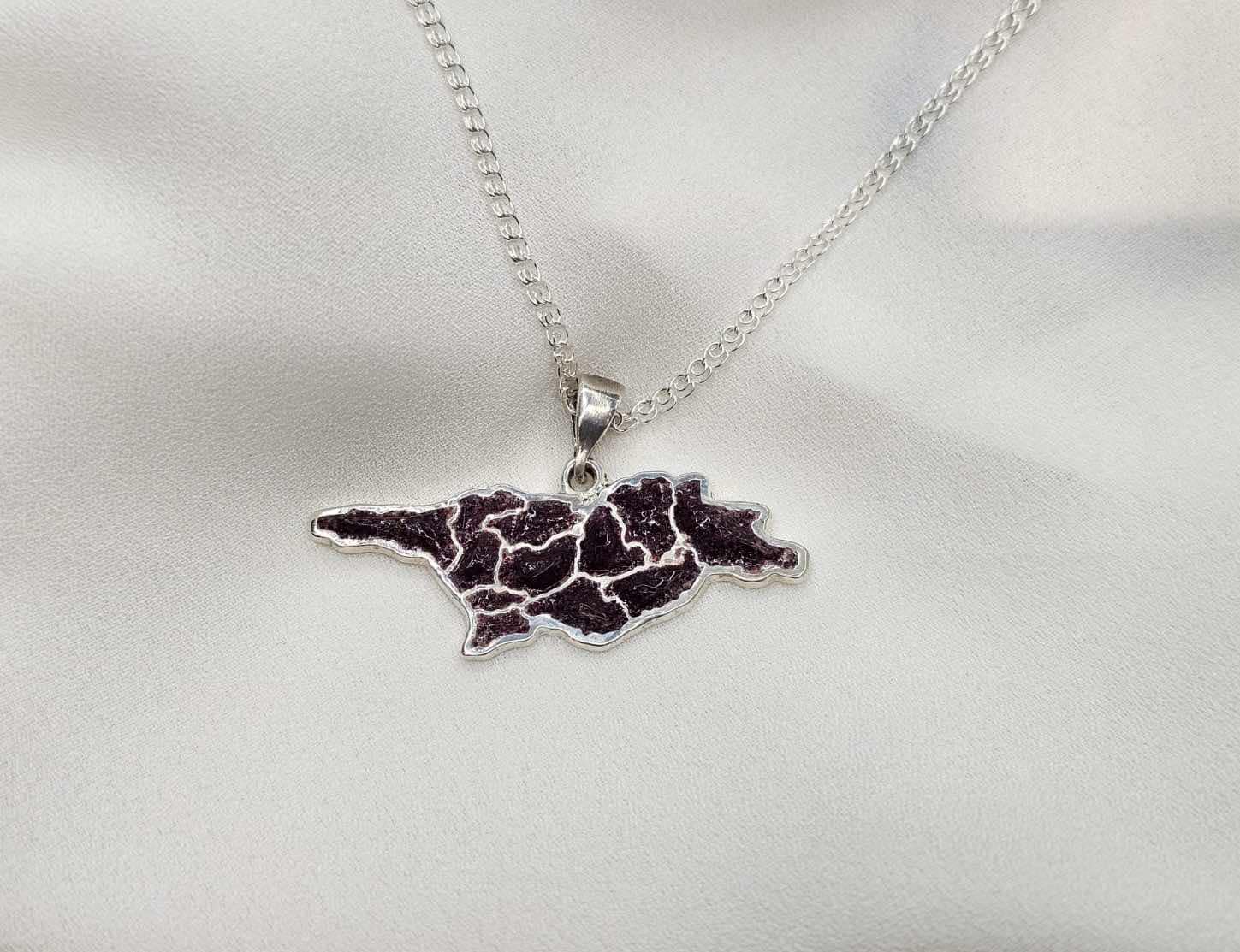 Necklace "Georgian regions" (saferavi)