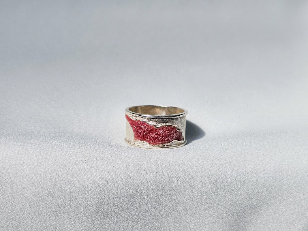 Ring "Georgia" - Unique Jewelry Crafted from Silver and Georgian Wine Crystal | Wine Diamond